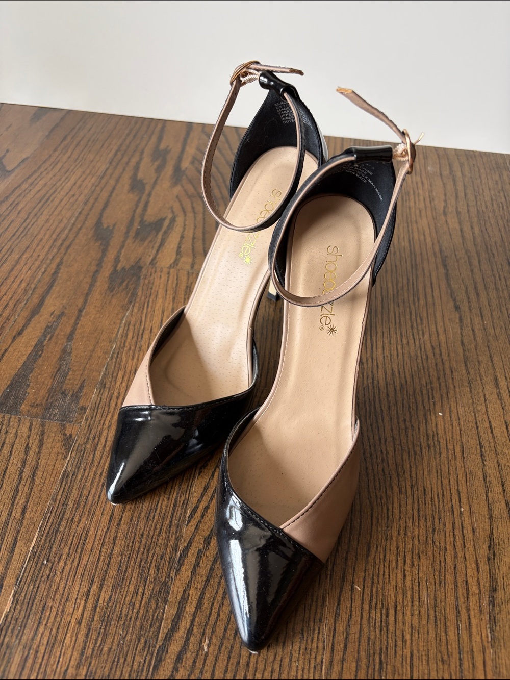 Posh ShoeDazzle Kendra Two-Tone Pointed Toe Ankle Strap Pumps in Black and Tan